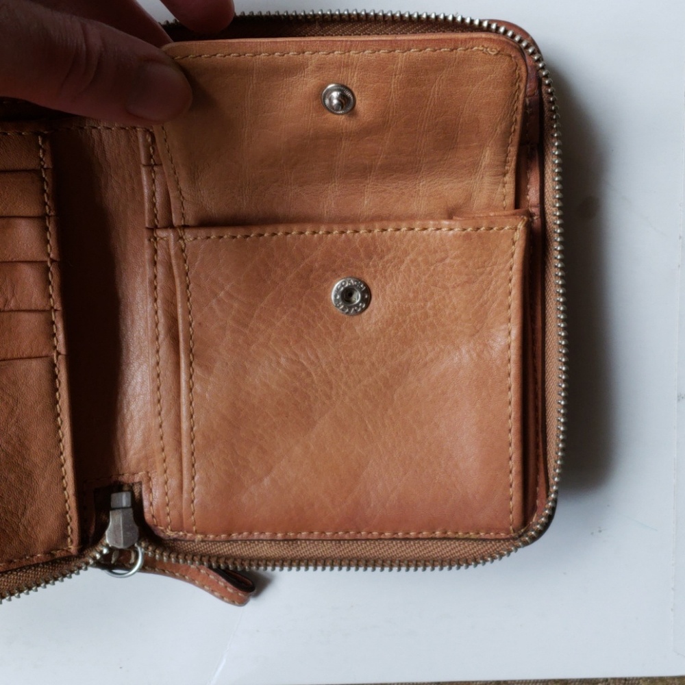 Authentic Coach wallet - Picture 4 of 7